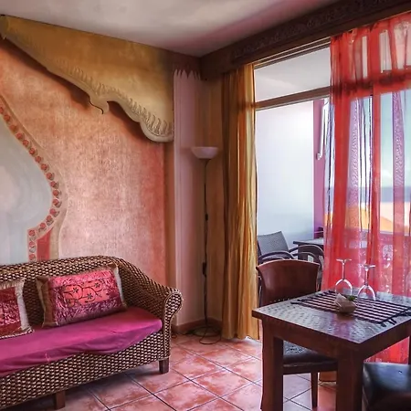The Gomera Lounge